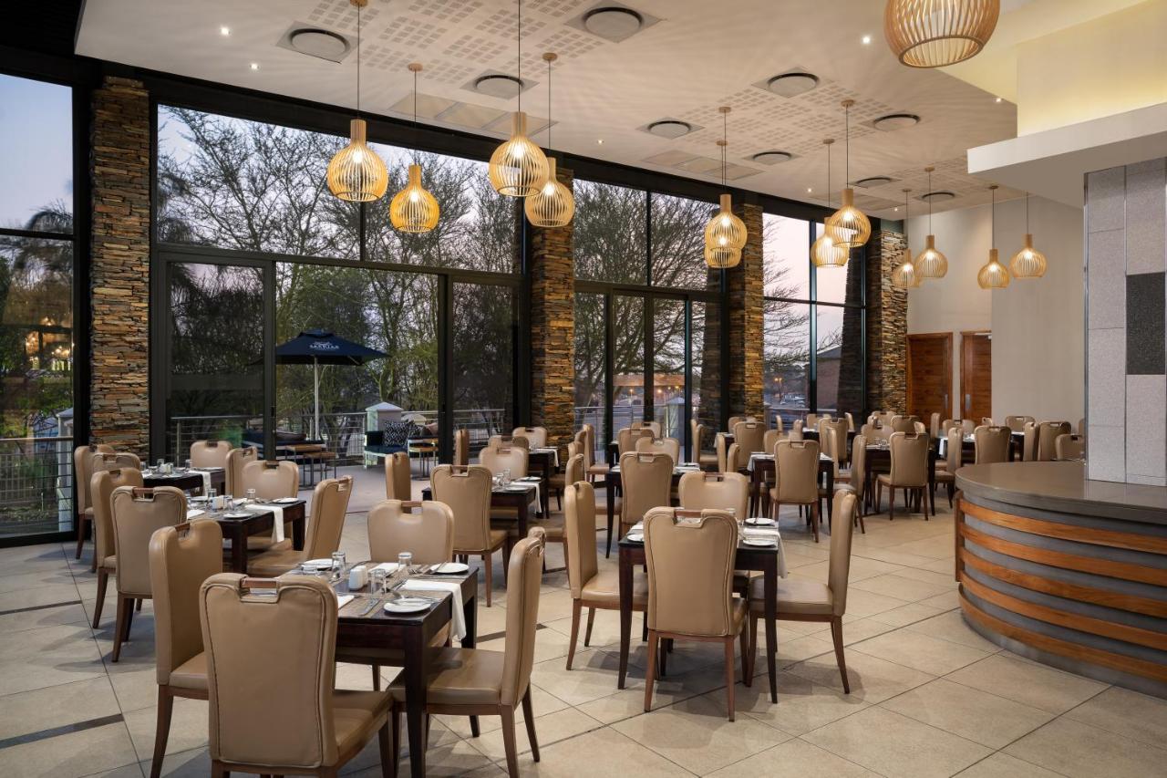 Premier Hotel Мидранд Екстериор снимка