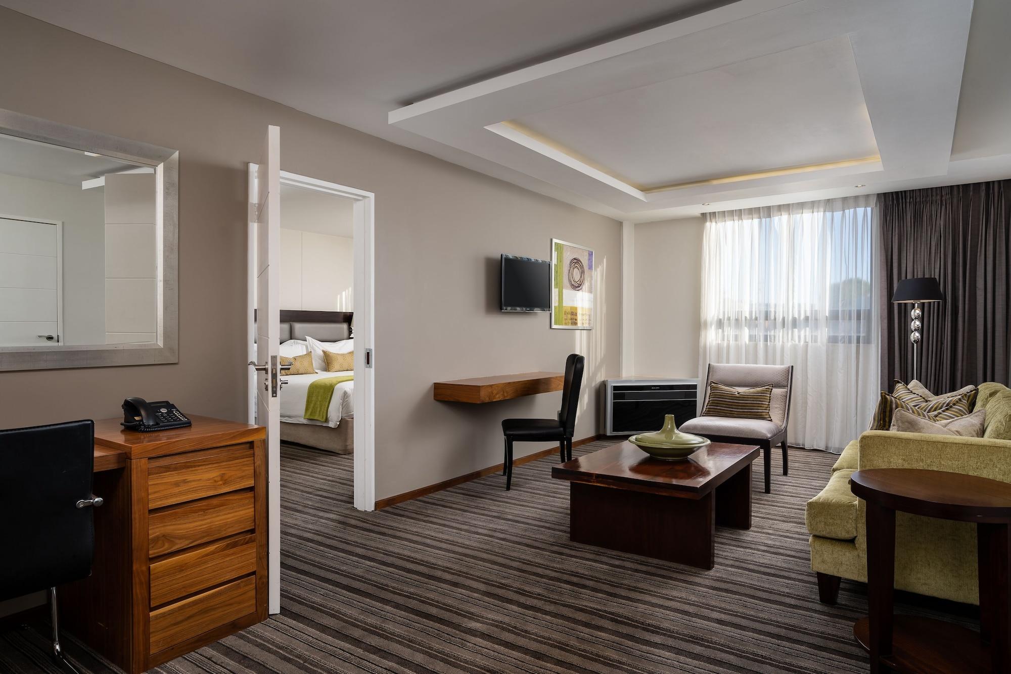 Premier Hotel Мидранд Екстериор снимка